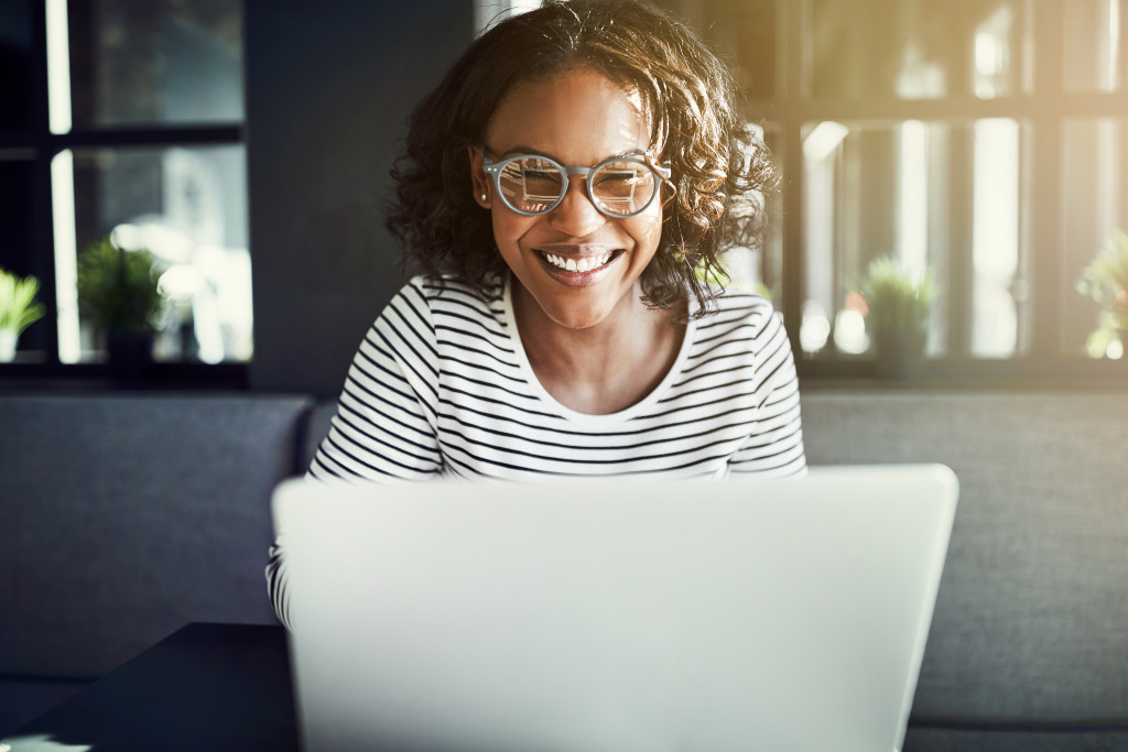 woman working on her laptop